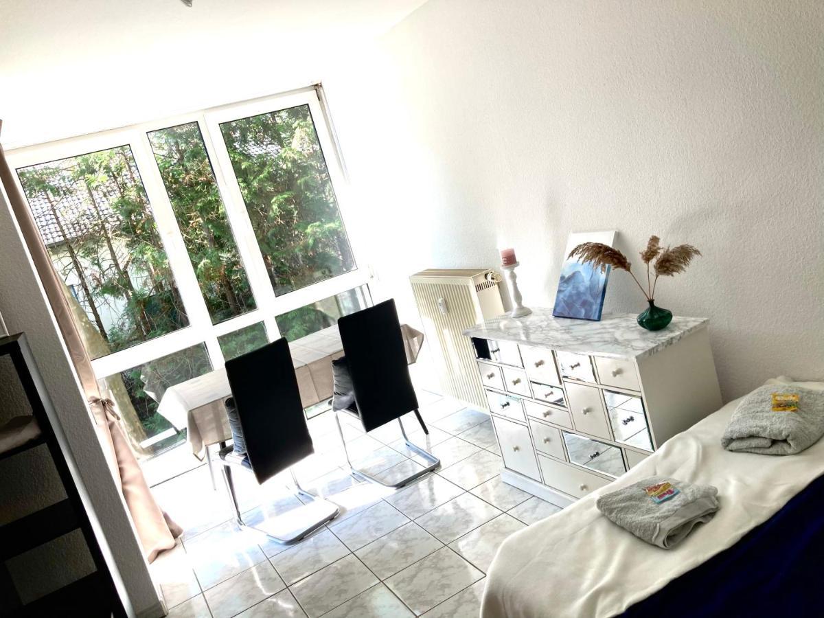 فيسبادن Homeoffice Business Nature View Mit Parkplatz Zentral, Hauptbahnhof Und Kuche المظهر الخارجي الصورة